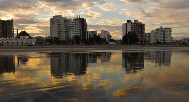 PUERTO MADRYN CON PEN�NSULA VALD�S + AVISTAJE