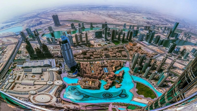 INDIA Y DUBAI
