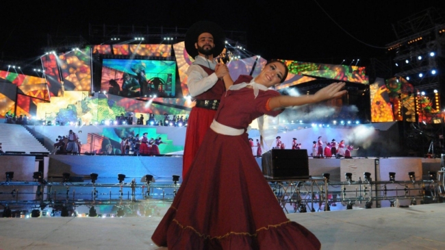 MENDOZA CL�SICO - FIESTA DE LA VENDIMIA