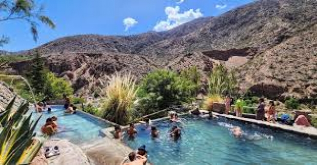 RELAJATE EN TERMAS DE CACHEUTA