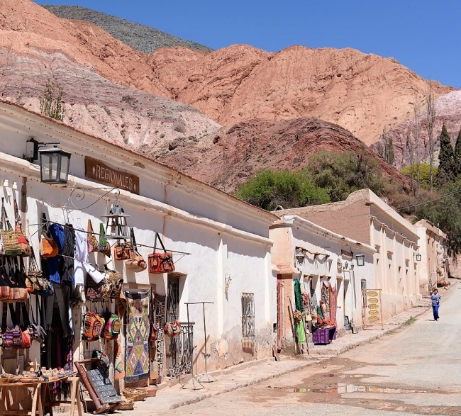 DESCUBR� LA QUEBRADA DE HUMAHUACA